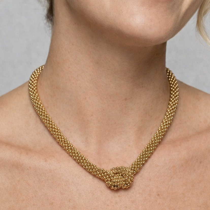 Gold Mesh Knot Magnetic Necklace