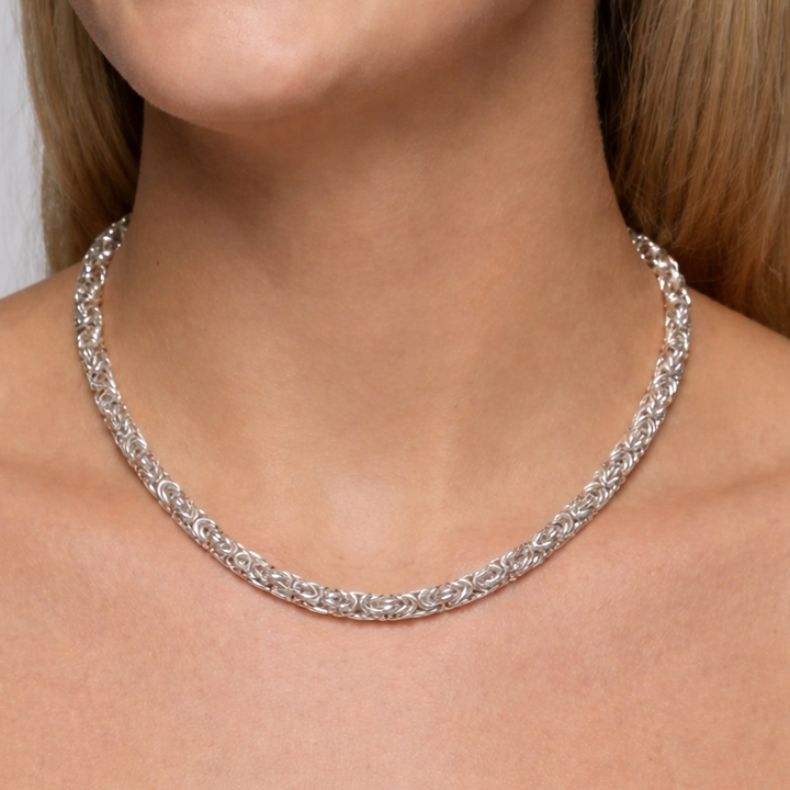 Monaco Intertwined Rings Sterling Silver Necklace