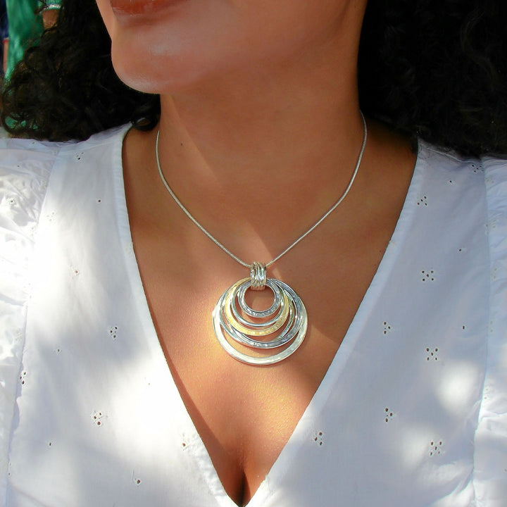 Wavy Mixed Colour Necklace