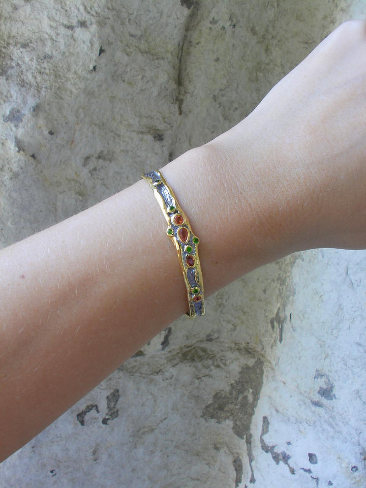 Sapphire Khufu Diopside Cuff