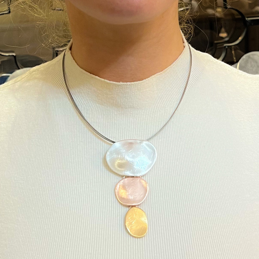 Greenwich V Necklace