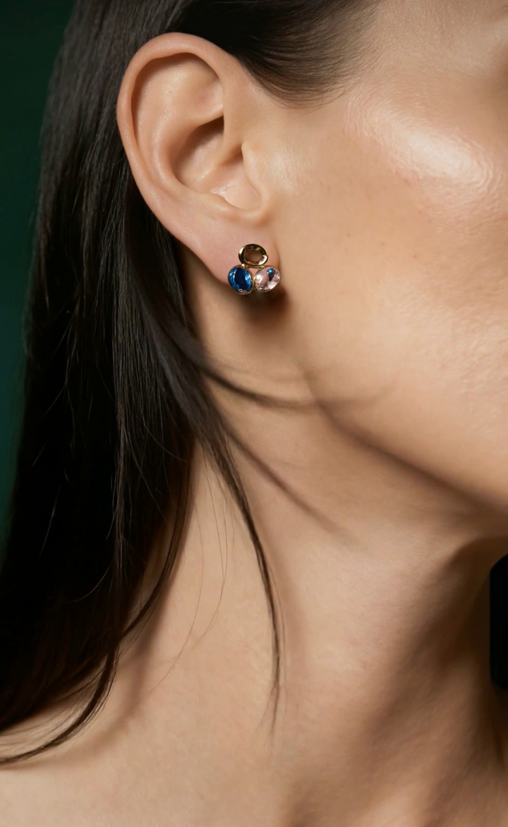 Tear Drop Stone Formation Studs