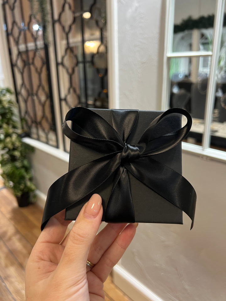 18ct Gold Diamond Pendant Necklace