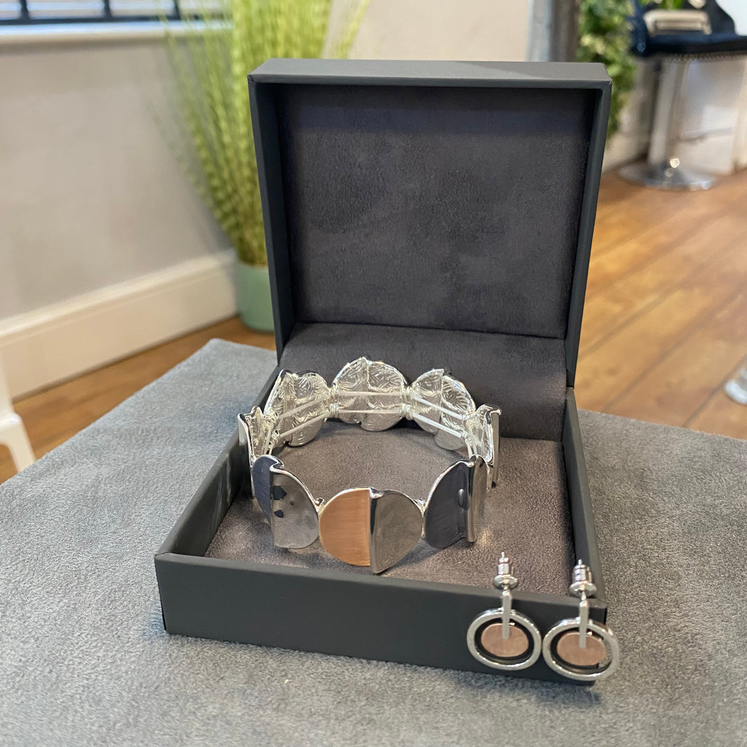 Kew Studs & Bracelet Gift Set