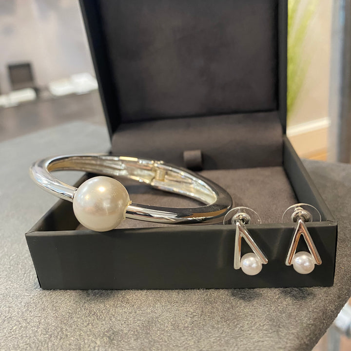 Pearl Silver Bracelet & Earring Gift Set