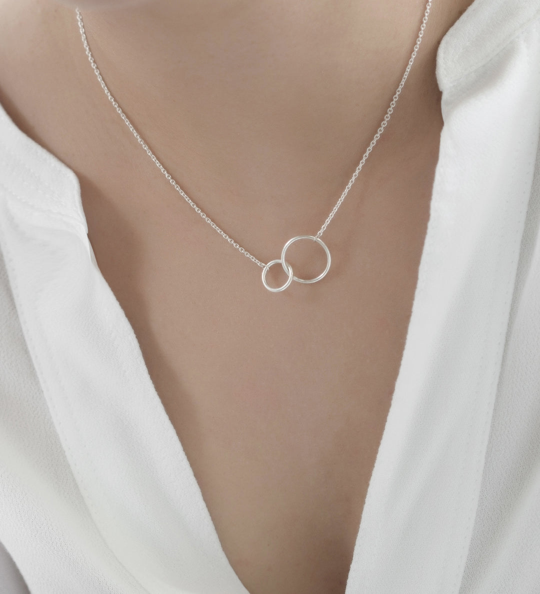 Interlocking Rings .925 Pendant Necklace