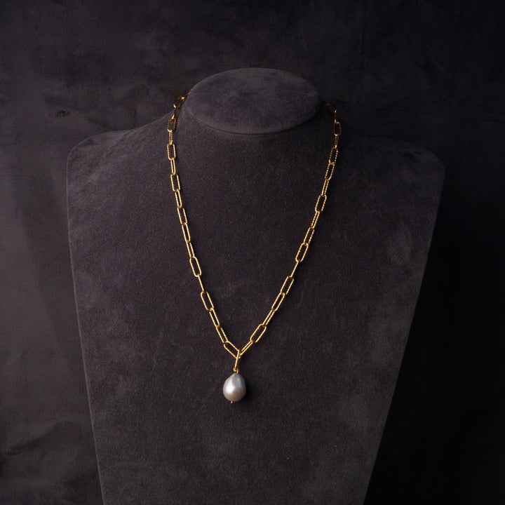 Baroque Pearl Gold Chain Necklace